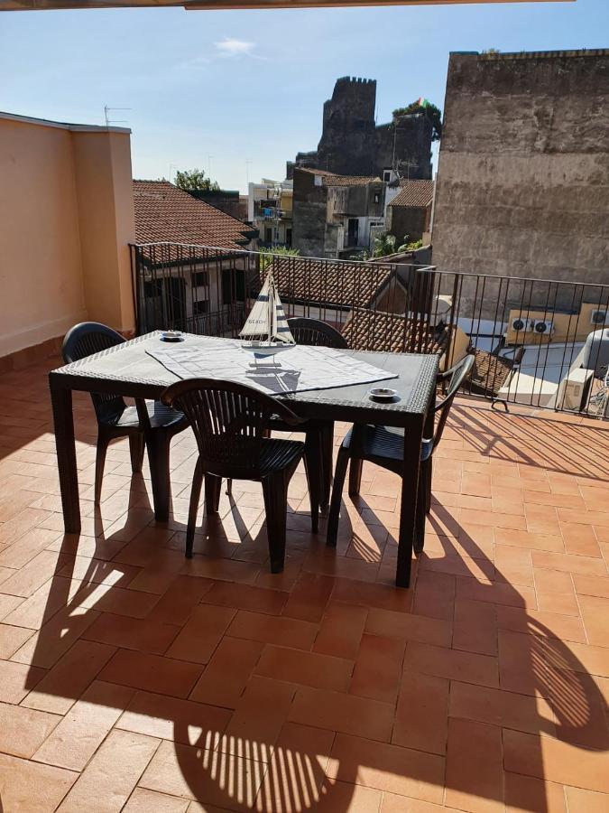 Charme In Aci Castello Apartment Екстериор снимка