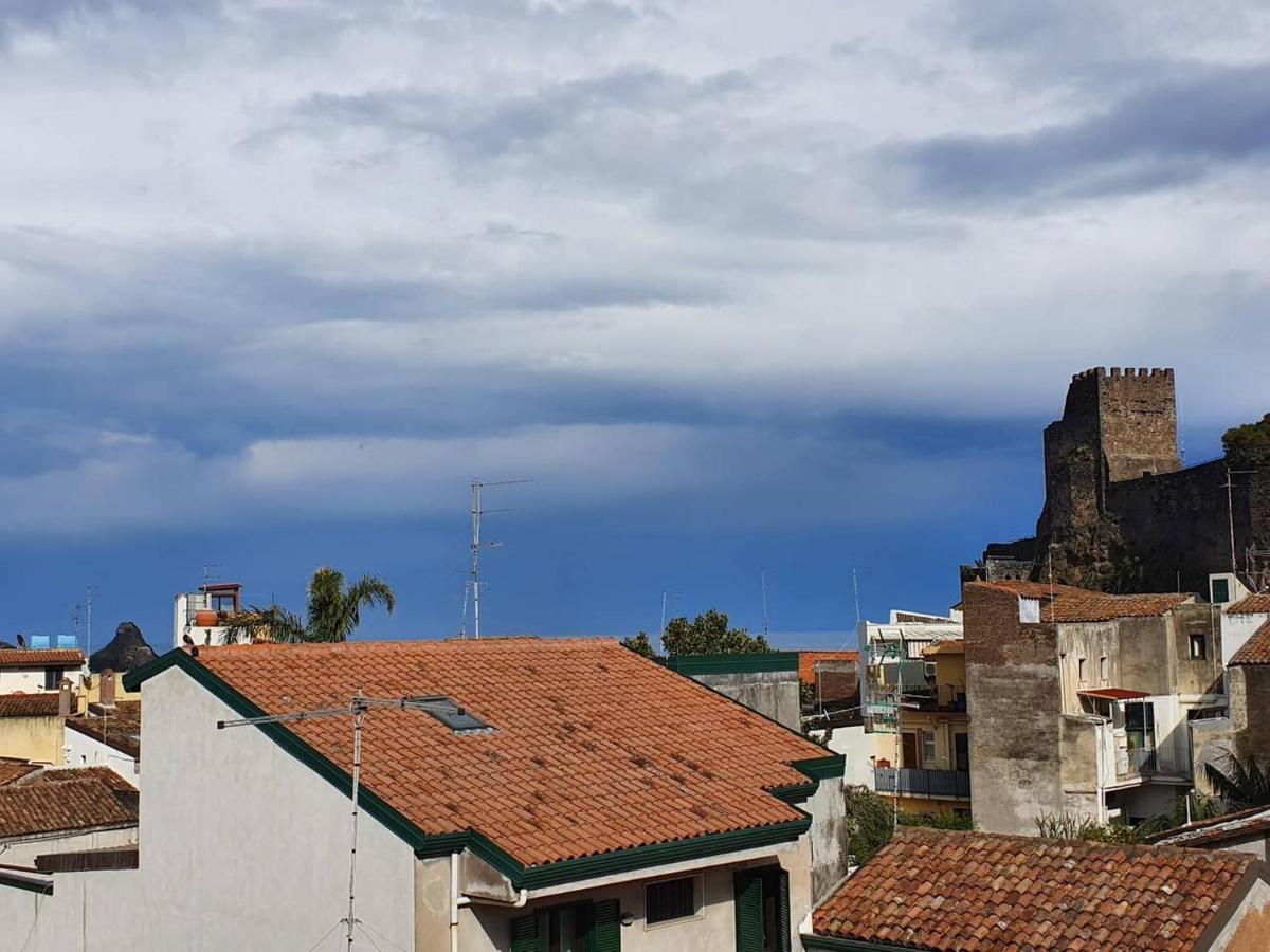Charme In Aci Castello Apartment Екстериор снимка